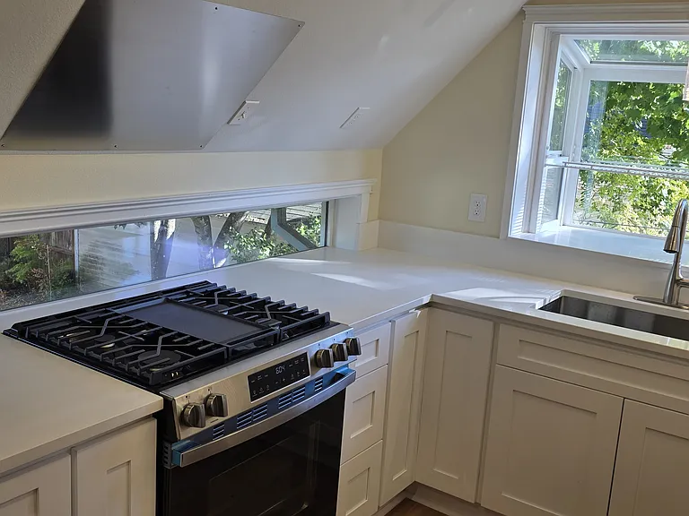 7458 N Jordan Ave #B — Photo 35