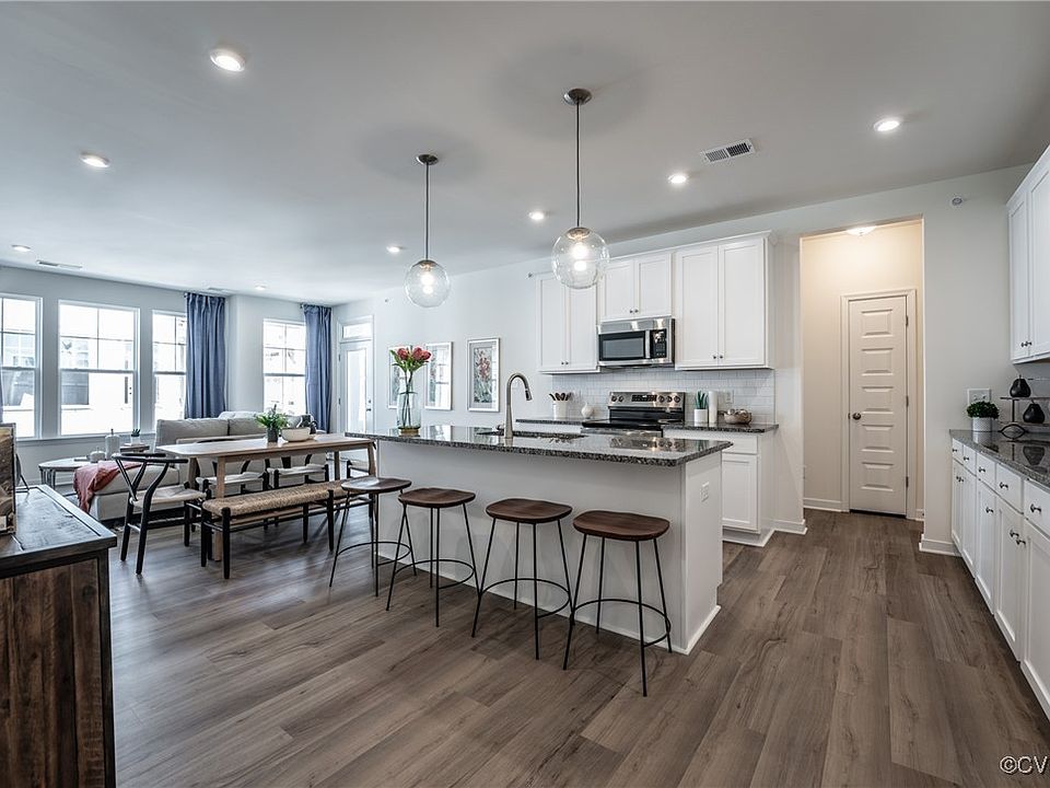 1st image of 5305 Twisting Vine Ln #204