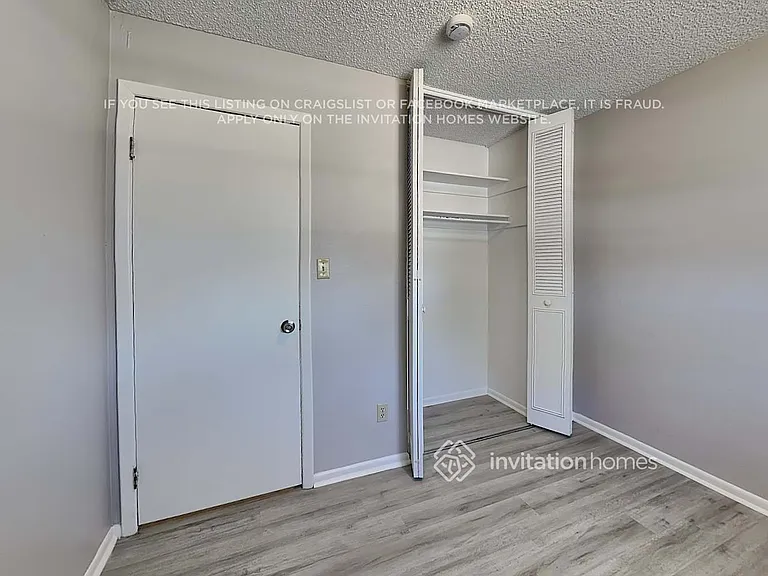 1284 Ember St — Photo 13