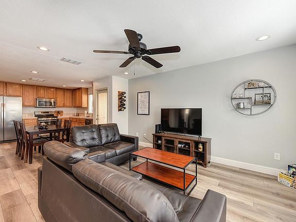 4th image of 1474 Loon Lake St