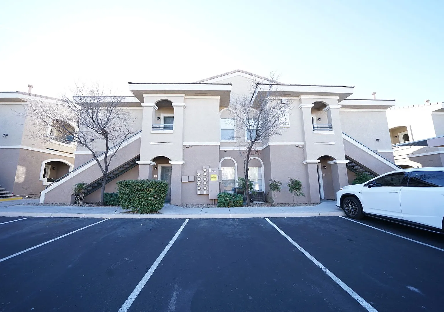 No Showings Until 5/1/2026 — Photo 1