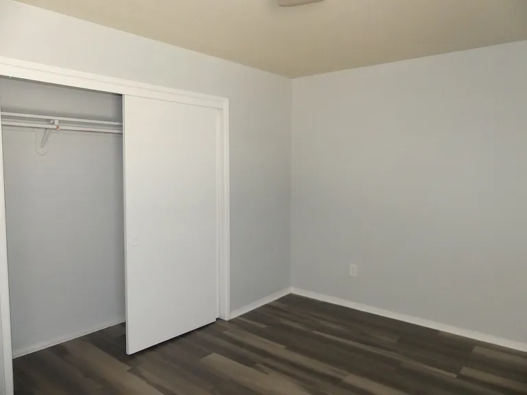 1221 N Peach Ave #144 — Photo 4