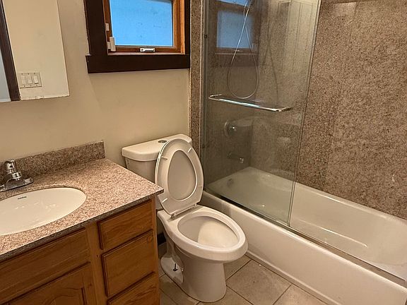 4th image of 1611 Walnut St #A