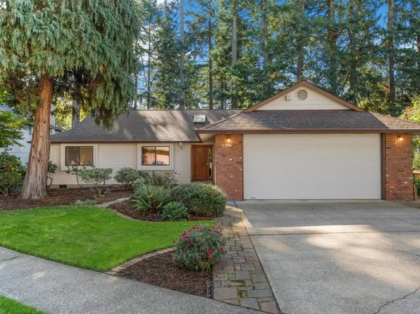 1386 NW 15th St, Gresham, OR 97030