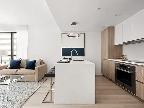 27-09 40th Avenue image 3 of 13