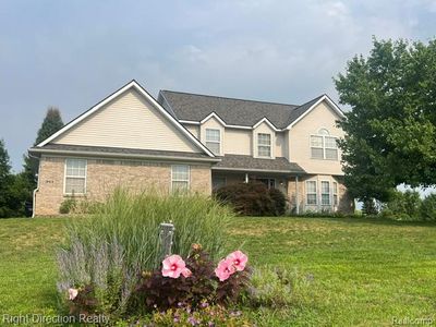 361 Prince Edward Dr, Howell, MI, 48843