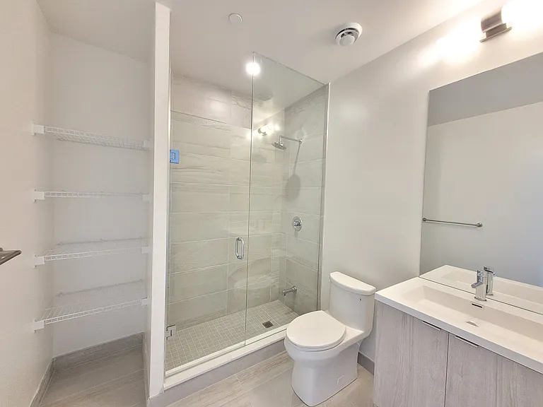 138 Downes St #55 — Photo 32