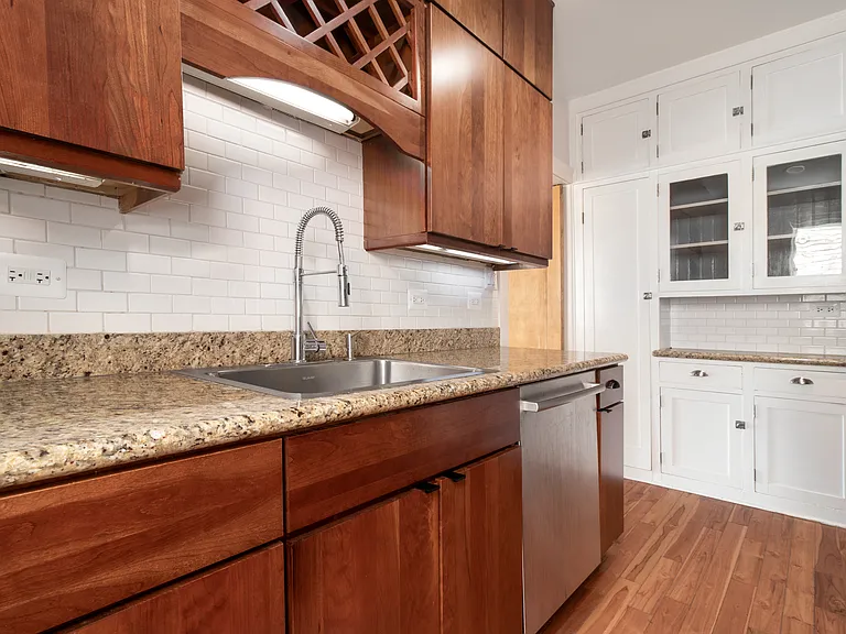 732 Hinman Ave #1E — Photo 9