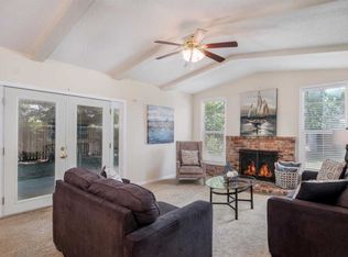 2222 Purdue Ave, Clovis, CA 93611