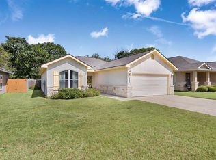 1904 Weston Loop, Kerrville, TX 78028