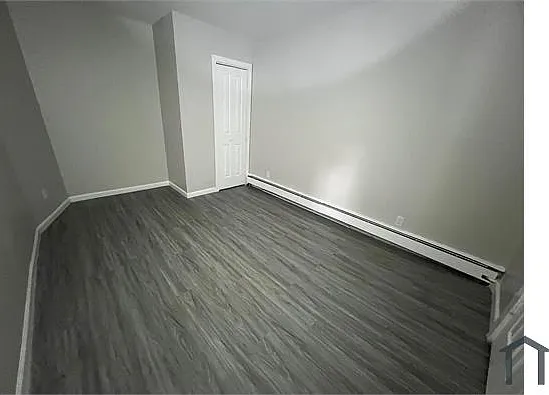 3 bed, $2,200 — Photo 2