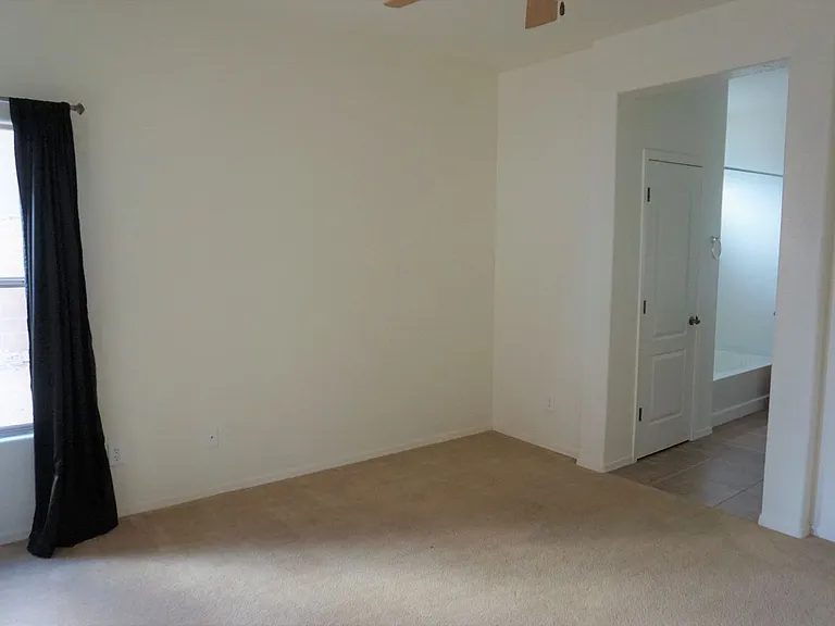 1098 Paso Robles Ave — Photo 7
