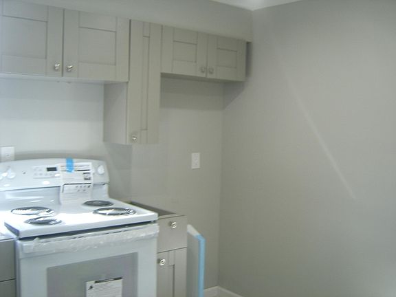 2nd image of 1200 Bay St