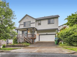 37851 Hamilton Ridge Dr, Sandy, OR 97055