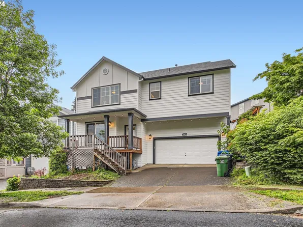 37851 Hamilton Ridge Dr, Sandy, OR 97055