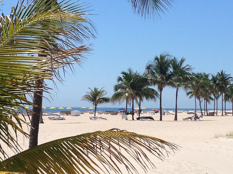 Widest beach in Fort Lauderdale. Looking toward Lago Mar Res