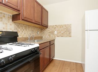 5009 Norwood Ave APT T8, Gwynn Oak, MD 21207