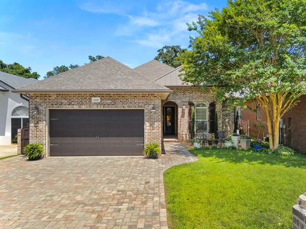 1329 Autumn Breeze Cir, Gulf Breeze, FL 32563