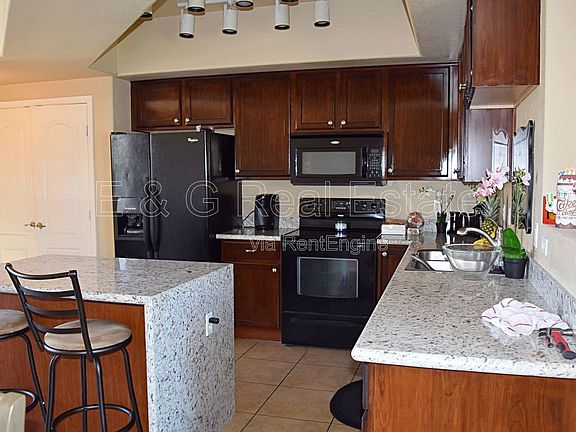 2nd image of 2401 E Rio Salado Pkwy Unit 1120