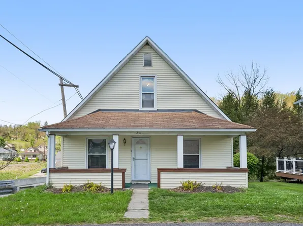 601 Water St, Sturgeon, PA 15082