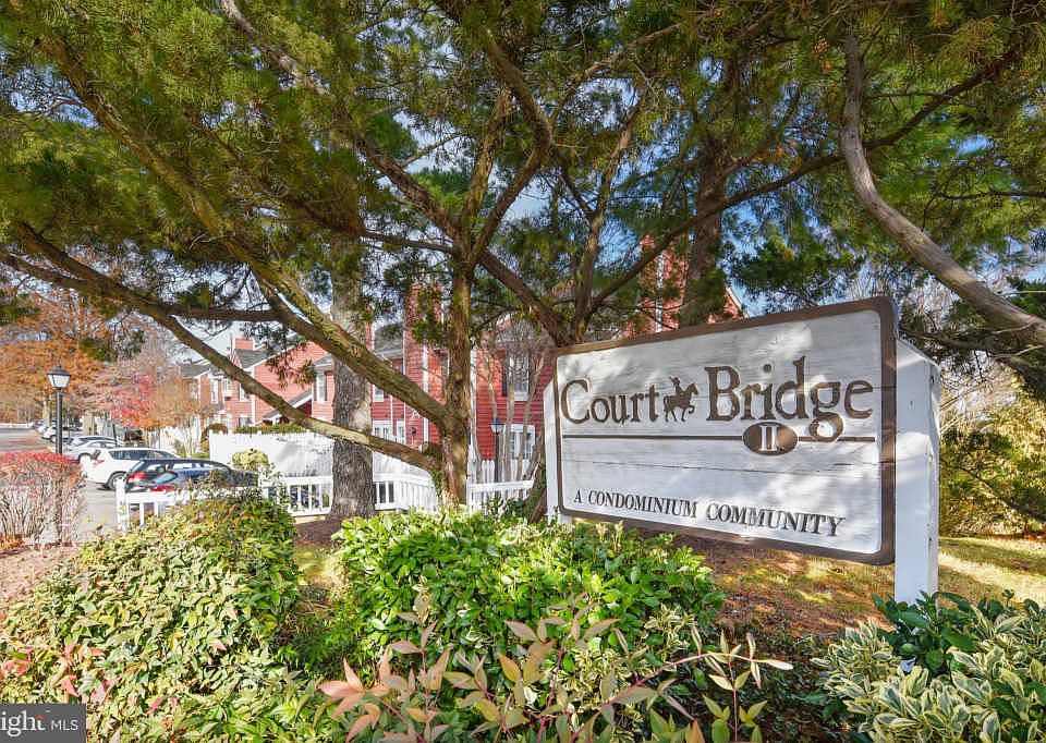 1st image of 2919B S Woodley St #1