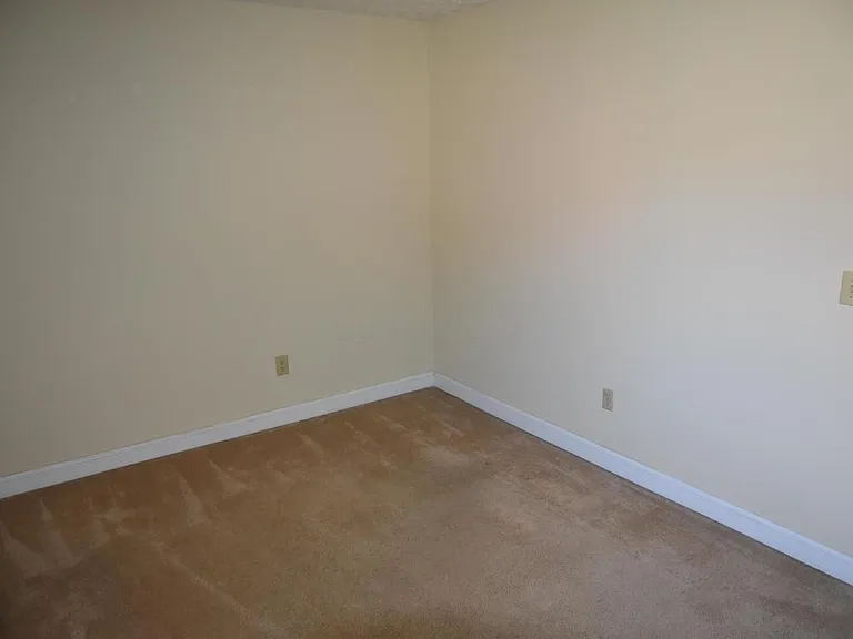 6462 Cranston Way — Photo 13