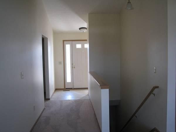 1st image of 1094 Benhower Dr