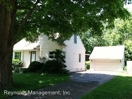 2nd image of 2430 Wallace Dr