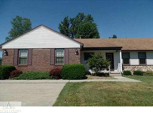 487 Red Cedar Blvd, Williamston, MI 48895