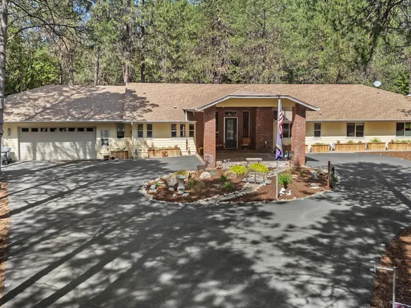 2075 Pleasant Creek Rd, Rogue River, OR 97537
