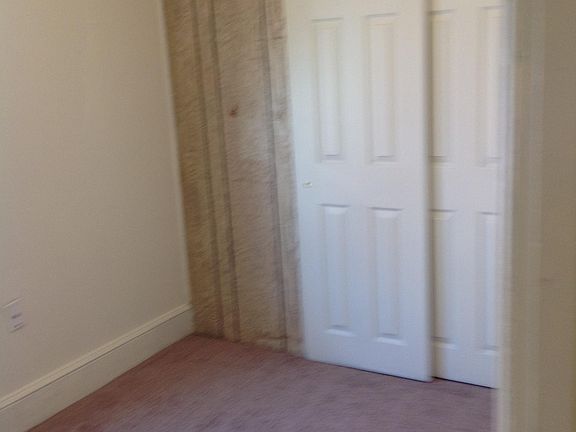 4th image of 313 Jefferson Ave