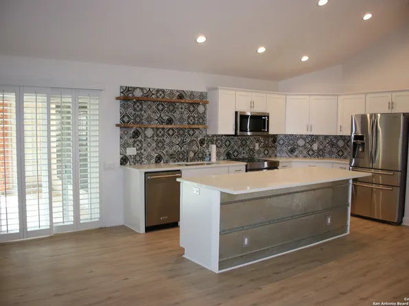 942 Lightstone, San Antonio, TX 78258