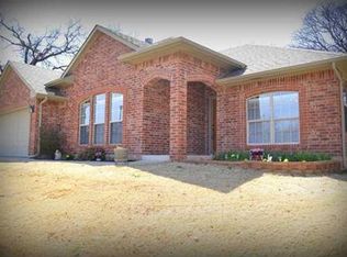 8713 Mallard Ln, Edmond, OK 73034