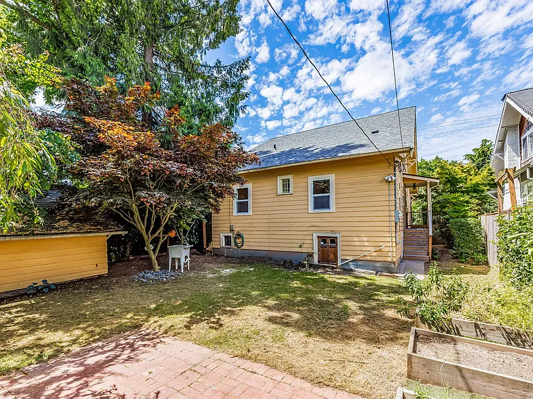 5034 7th Ave NE — Photo 26
