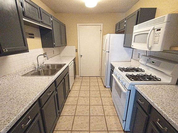 4th image of 12721 Acadian Trl