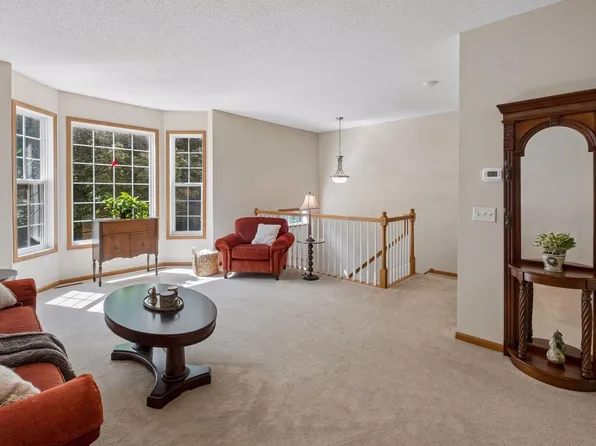 4570 Bulrush Blvd, Shakopee, MN 55379