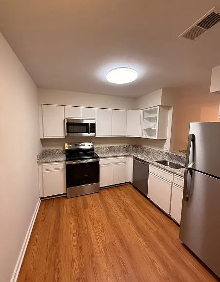 92 Hawthorne Ct NE — Photo 7
