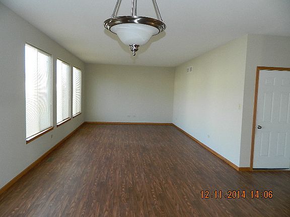 4th image of 7503 Kenicott Ln