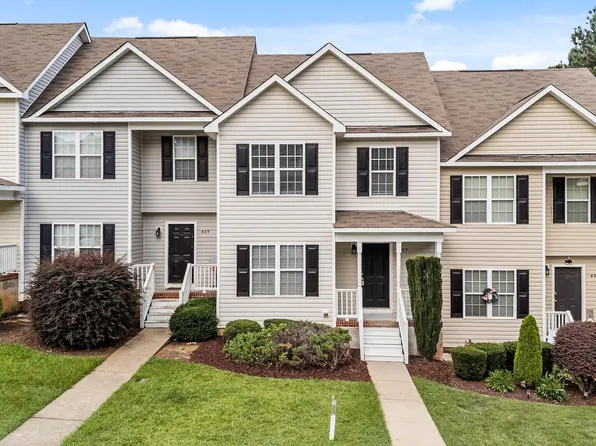 407 Whitehall Ct, Clayton, NC 27520