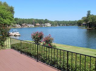 70 Lake Point Dr, PINEHURST, NC 28374