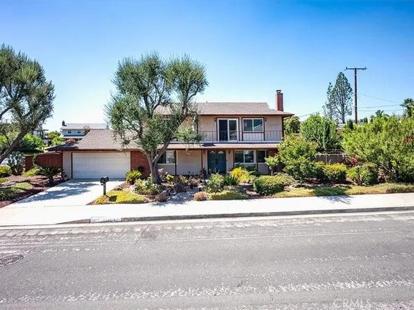 497 Fort Lewis Dr, Pomona, CA 91767