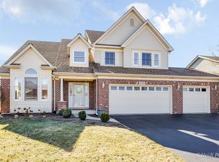 2516 High Meadow Rd, Naperville, IL 60564