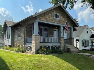 2120 Wilkes Ave, Davenport, IA