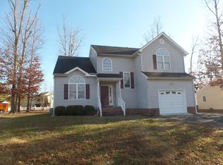 4101 Tanner Slip Cir, Chester, VA 23831