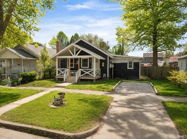 1617 W 3rd St, Marion, IN 46952
