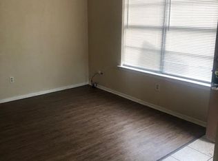 445 18th St SW, Paris, TX 75460