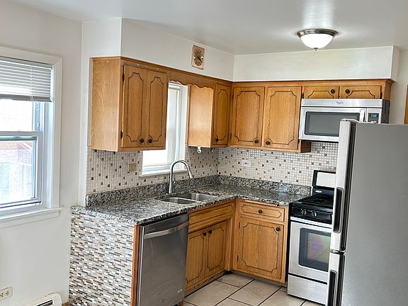 4th image of 8233 W Belmont Ave #1N