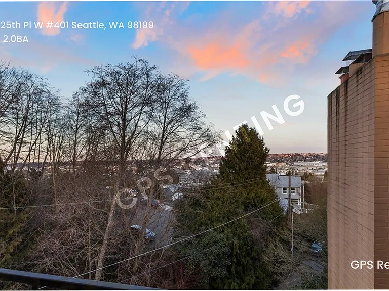 3710 25th Pl W #401 — Photo 4