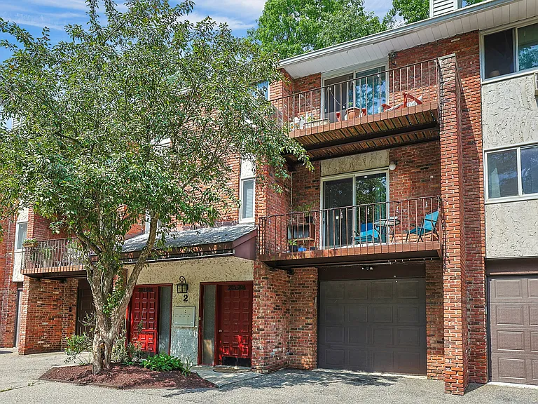 205 Old Mill Rd — Photo 17