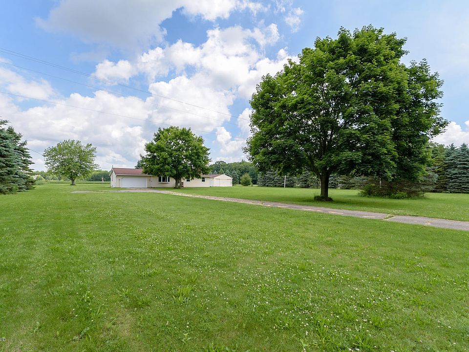 1st image of 3303 E U Ave